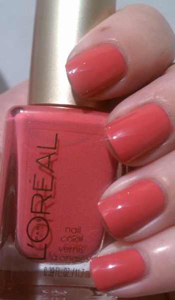 L’Oreal Summer 2012 It’s Gold or Nothing At All Nail Lacquer Swatches and Reviews