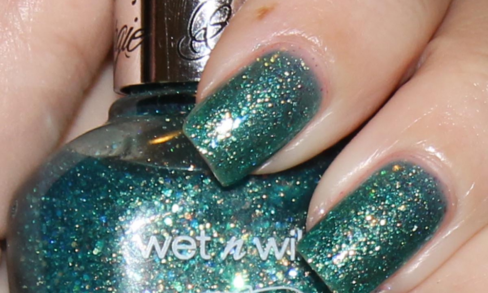 Wet n Wild Fergie Nail Polish Swatches and Review